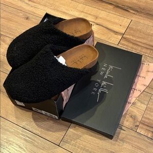Black Nicole Miller Faux Shearling Slip-On Clogs